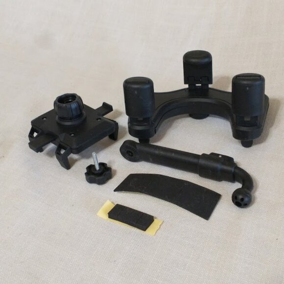 CELL PHONE HOLDER NEW - 360 DEGREE PHONE HOLDER - Picture 3 of 3